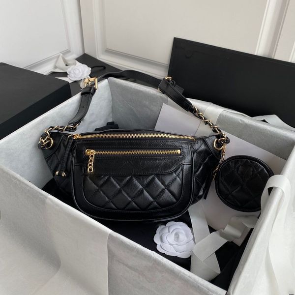 designer shoulder bag fasion party bag leather small square designers bag metal long chain v shaped buckle simple fashion
designer shoulder bag fasion party bag leather small square designers bag metal long chain v shaped buckle simple fashion