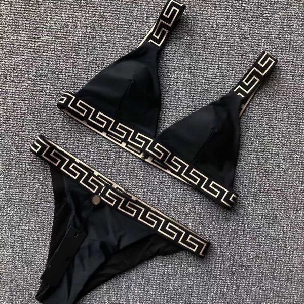 23ss women designer brand split swimsuit bikini beach swimming bra suit european and american style women clothing, White;black
23ss women designer brand split swimsuit bikini beach swimming bra suit european and american style women clothing, White;black