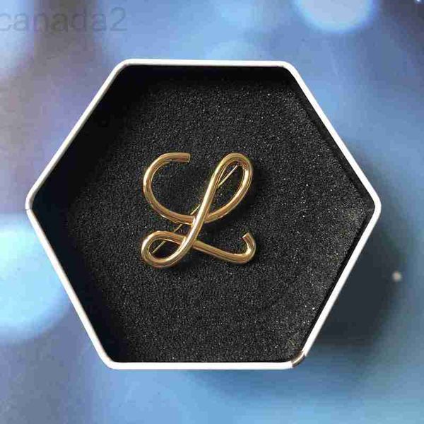 designer brooch women gold geometric crystal rhinestone broochs fashion simple ladies party jewelry accessories ifu6, Gray
designer brooch women gold geometric crystal rhinestone broochs fashion simple ladies party jewelry accessories ifu6, Gray