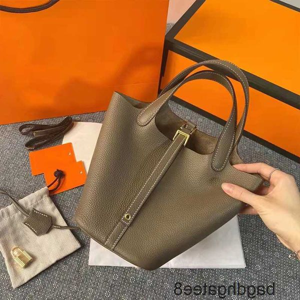 basket locks bag h bags designer purse vegetable shoulder women s layer cowhide bucket picotin handle tote 32ot cvn nwpe
basket locks bag h bags designer purse vegetable shoulder women s layer cowhide bucket picotin handle tote 32ot cvn nwpe