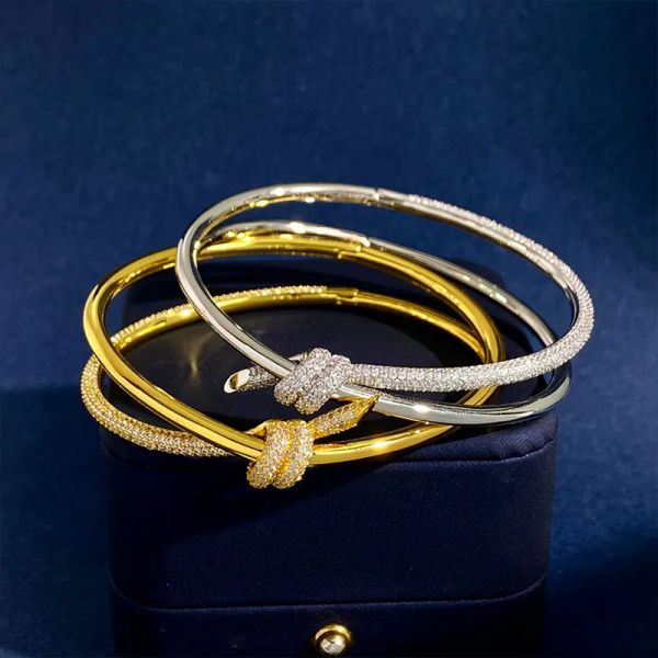 luxury gold bracelet bracelet designer bracelet double rope ladies several 18k gold and silver shiny crystal diamond bracelet jewelry, Black
luxury gold bracelet bracelet designer bracelet double rope ladies several 18k gold and silver shiny crystal diamond bracelet jewelry, Black