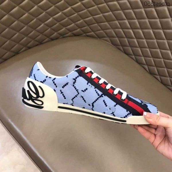 luxury designer 2023 mens shoes letter printed fashion casual black men sports sneakers real pict zj1n
luxury designer 2023 mens shoes letter printed fashion casual black men sports sneakers real pict zj1n