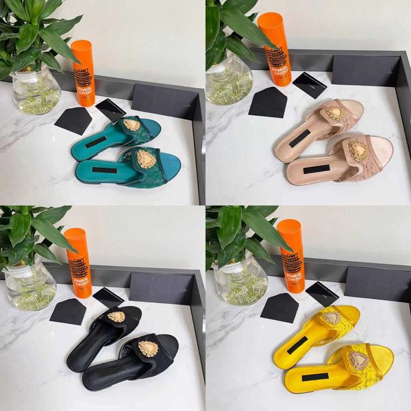 d&sandals summer lace flat shoes flip flops women wear mesh outside breathable love button sandals women's large flat heels 230209, Black
d&sandals summer lace flat shoes flip flops women wear mesh outside breathable love button sandals women's large flat heels 230209, Black