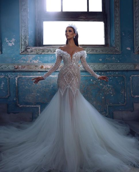 mermaid wedding dresses long sleeves deep v neck appliques sequins beaded floor length 3d lace train diamodns bridal gowns plus size custom, White
mermaid wedding dresses long sleeves deep v neck appliques sequins beaded floor length 3d lace train diamodns bridal gowns plus size custom, White