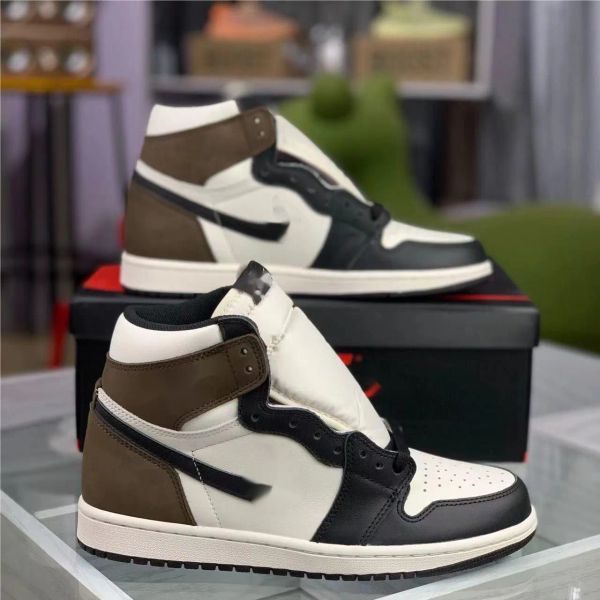 new release 1s high basketball shoe sail dark mocha black white fashion sport zapatos sneakers university blue outdoor sport trainers massag
new release 1s high basketball shoe sail dark mocha black white fashion sport zapatos sneakers university blue outdoor sport trainers massag