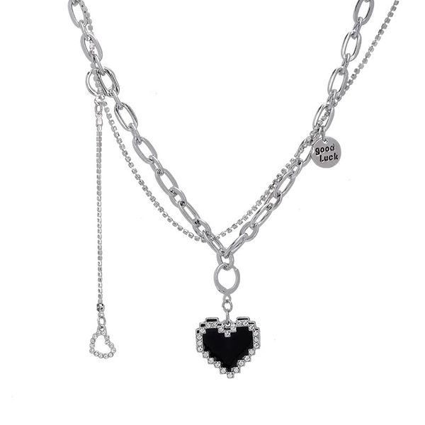 light luxury zircon black love patchwork pendant necklace women's advanced design collar chain sweet cool titanium steel accessories, Silver
light luxury zircon black love patchwork pendant necklace women's advanced design collar chain sweet cool titanium steel accessories, Silver