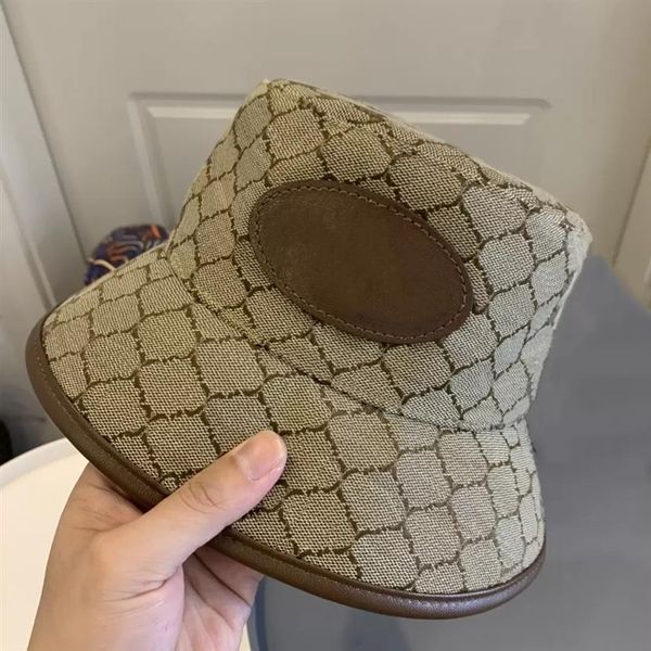2022 fashion brown bucket hat fashion bucket hat for man woman street cap fitted hats 22 color caps with letters 47m, Blue;gray
2022 fashion brown bucket hat fashion bucket hat for man woman street cap fitted hats 22 color caps with letters 47m, Blue;gray