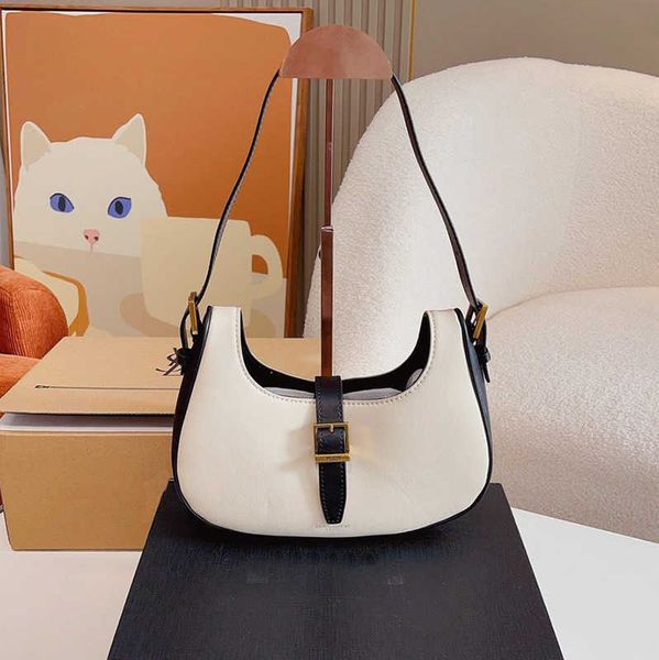 bags totes handbag designer bag women classic imitation brand color contrast stitching letter shoulder bag versatile commuting party dinner
bags totes handbag designer bag women classic imitation brand color contrast stitching letter shoulder bag versatile commuting party dinner