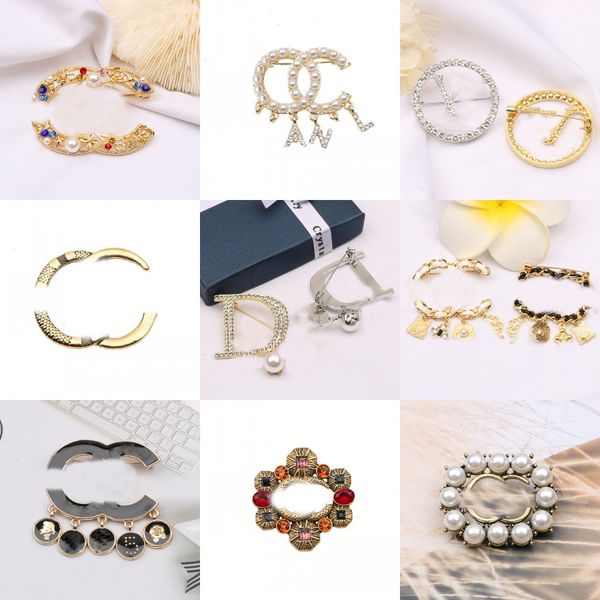 18k gold brand luxurys desinger brooch women rhinestone pearl letter brooches suit pin luxury jewelry clothing decoration accessories, Gray
18k gold brand luxurys desinger brooch women rhinestone pearl letter brooches suit pin luxury jewelry clothing decoration accessories, Gray