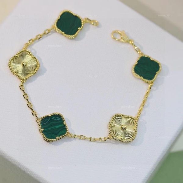 fashion four-leaf grass bracelet fashion women's bracelet girl flower bracelet women's jewelry holiday gift, Golden;silver
fashion four-leaf grass bracelet fashion women's bracelet girl flower bracelet women's jewelry holiday gift, Golden;silver