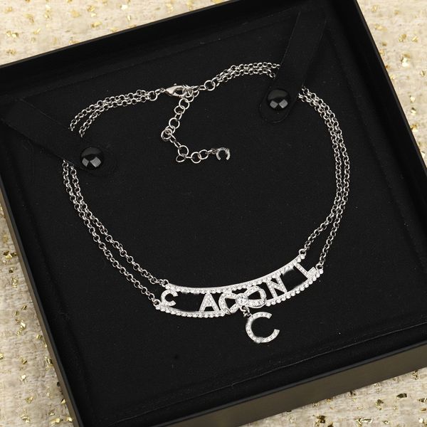 2023 luxury quality charm pendant necklace with diamond and words design in silver plated have box stamp ps3867, Golden
2023 luxury quality charm pendant necklace with diamond and words design in silver plated have box stamp ps3867, Golden