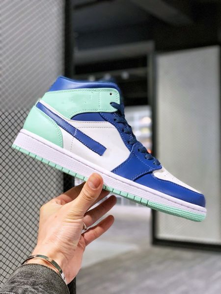 2023 sports shoes basketball fit for four season jumpman 1 1s mid mystic navy mint foam ladies man athletics designer sneakers
2023 sports shoes basketball fit for four season jumpman 1 1s mid mystic navy mint foam ladies man athletics designer sneakers