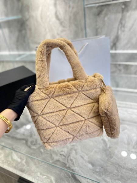 2023 winter designer purse fluffy bag small shopping bag handbag one shoulder bag crossbody bag 5a quality
2023 winter designer purse fluffy bag small shopping bag handbag one shoulder bag crossbody bag 5a quality
