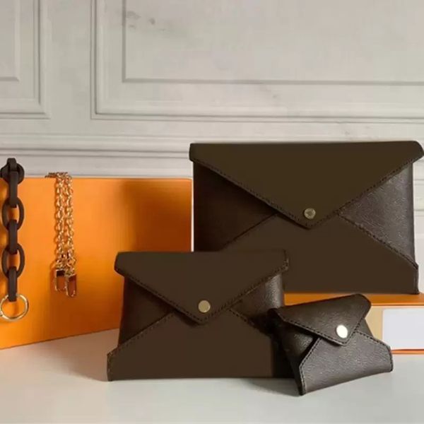 3pcs/1set kirigami 3 in 1 clutch bags old pattern envelope satchel chain crossbody bag qualited hardware designer handbags, Red;black
3pcs/1set kirigami 3 in 1 clutch bags old pattern envelope satchel chain crossbody bag qualited hardware designer handbags, Red;black
