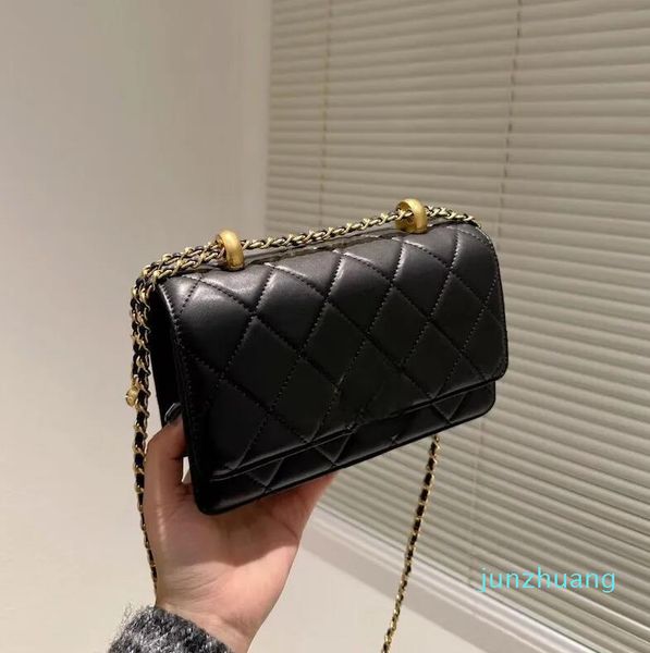 messenger designer bags shoulder bag mini bag flap early autumn new woc sheepskin 19cm quilted solid hasp waist square women 255 handbags li
messenger designer bags shoulder bag mini bag flap early autumn new woc sheepskin 19cm quilted solid hasp waist square women 255 handbags li