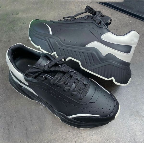 luxury men daymaster sneakers shoes calfskin nappa leather white black trainers comfort wholesale rubber sole skateboard walking eu38-46
luxury men daymaster sneakers shoes calfskin nappa leather white black trainers comfort wholesale rubber sole skateboard walking eu38-46