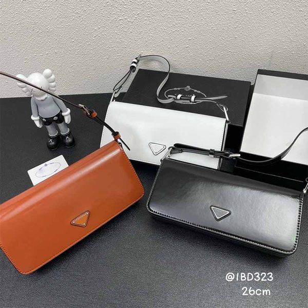 designer women's shoulder bag leather handbag comes with two detachable long interchangeable shoulders straps clamshell crossbody bag l
designer women's shoulder bag leather handbag comes with two detachable long interchangeable shoulders straps clamshell crossbody bag l