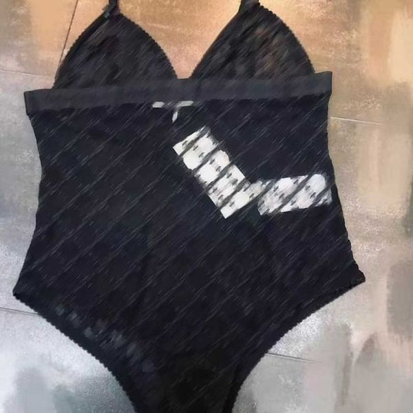 23ss women designer brand siamese bikini swimsuit beach swimming lace temperament one-piece high-quality european style women clothing a1, White;black
23ss women designer brand siamese bikini swimsuit beach swimming lace temperament one-piece high-quality european style women clothing a1, White;black