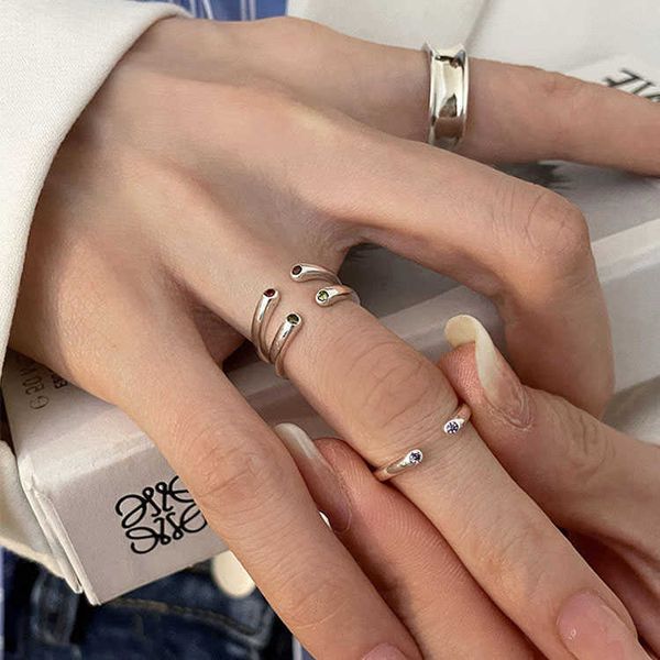 cluster rings fashion design geometric round blue zircon purple crystal beads silver color mini rings for women small finger ring l230306, Golden;silver
cluster rings fashion design geometric round blue zircon purple crystal beads silver color mini rings for women small finger ring l230306, Golden;silver
