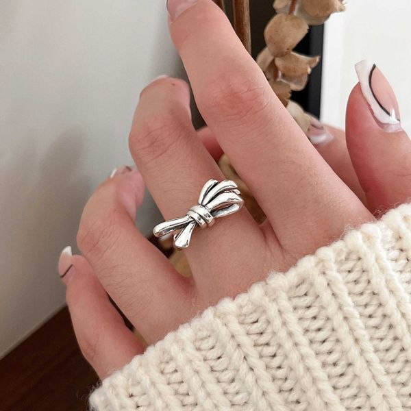 cluster rings south korea vintage personality stainless metal silver color bowknot finger rings for women men friendship fashion jewelry l23, Golden;silver
cluster rings south korea vintage personality stainless metal silver color bowknot finger rings for women men friendship fashion jewelry l23, Golden;silver