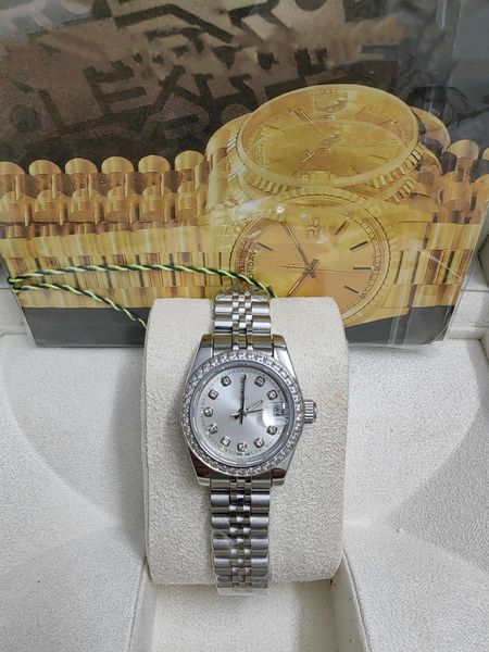 2023 christmas gift swiss automatic watches original box certificate 26mm woman18k gold president silver diamond dial 118238 sant, Slivery;brown
2023 christmas gift swiss automatic watches original box certificate 26mm woman18k gold president silver diamond dial 118238 sant, Slivery;brown