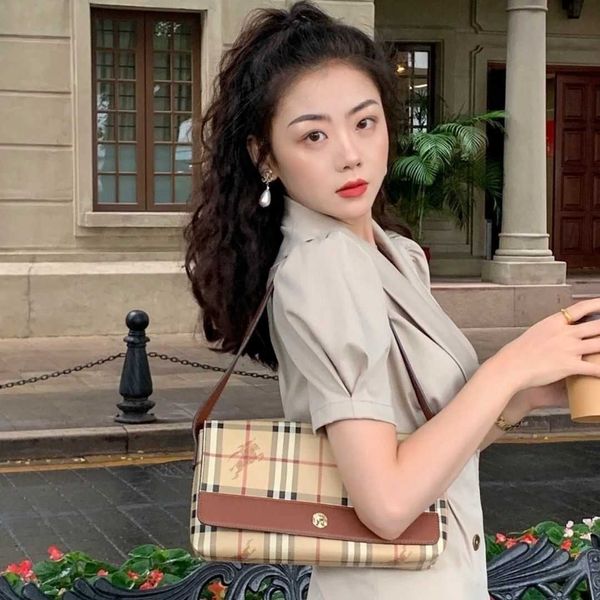 designer luxury burbrerity bags for women brown crossbody handbags vintage burbrery leather wallet paris plaid the totes bag fashion purses
designer luxury burbrerity bags for women brown crossbody handbags vintage burbrery leather wallet paris plaid the totes bag fashion purses