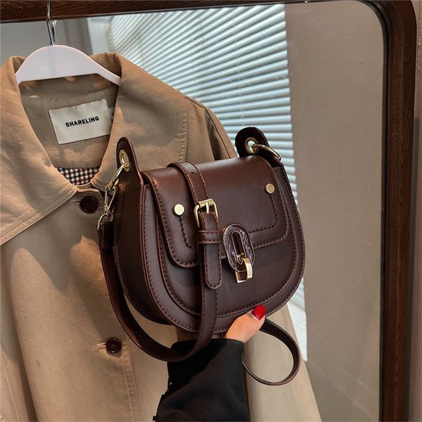 fashion saddle leather luxury handbags women bags designer crossbody bags for woman shoulder messenger summer evening bags female
fashion saddle leather luxury handbags women bags designer crossbody bags for woman shoulder messenger summer evening bags female