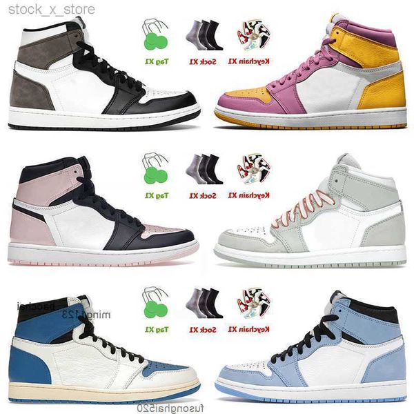 2023 casual fashion retro basketball shoes arrival jumpman 1 1s sneakers mens brotherhood bubble gum university blue fragment designer 2t5l, Black
2023 casual fashion retro basketball shoes arrival jumpman 1 1s sneakers mens brotherhood bubble gum university blue fragment designer 2t5l, Black