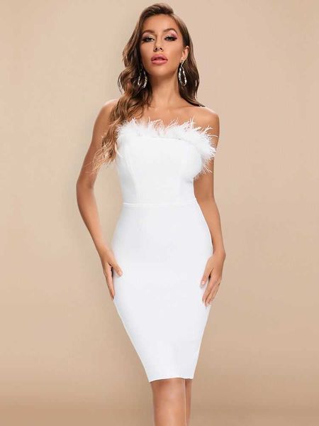 casual dresses beaukey 2020 new white women hl bandage dresses bodycon slash feathers club black strapless celebrity vestido knee length z02, Black;gray
casual dresses beaukey 2020 new white women hl bandage dresses bodycon slash feathers club black strapless celebrity vestido knee length z02, Black;gray