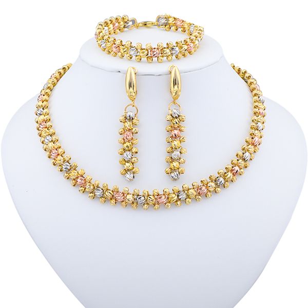wedding jewelry sets dubai bridal necklace earrings bracelet set luxury women gold plated for gift 3piece set 230306, Slivery;golden
wedding jewelry sets dubai bridal necklace earrings bracelet set luxury women gold plated for gift 3piece set 230306, Slivery;golden