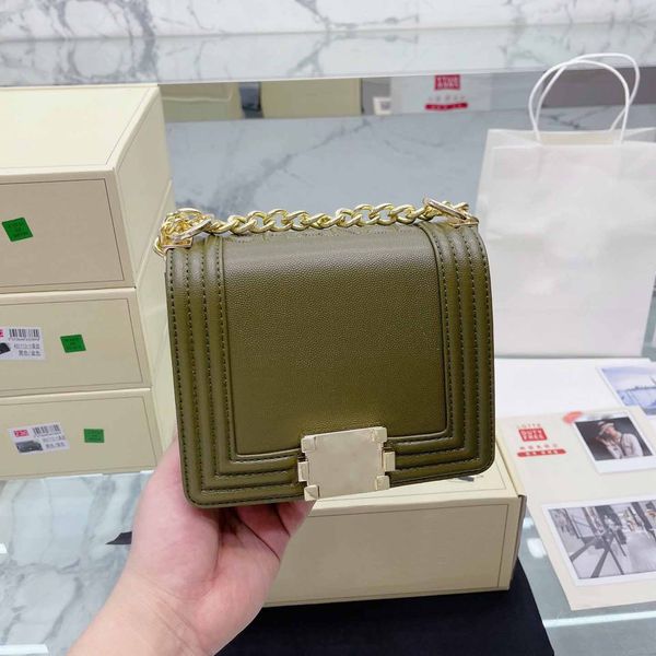 boy classic caviar mini flip bag womens fashion luxury designer handbag gold tone metal diagonal shoulder chain suitcase outdoor portable co
boy classic caviar mini flip bag womens fashion luxury designer handbag gold tone metal diagonal shoulder chain suitcase outdoor portable co