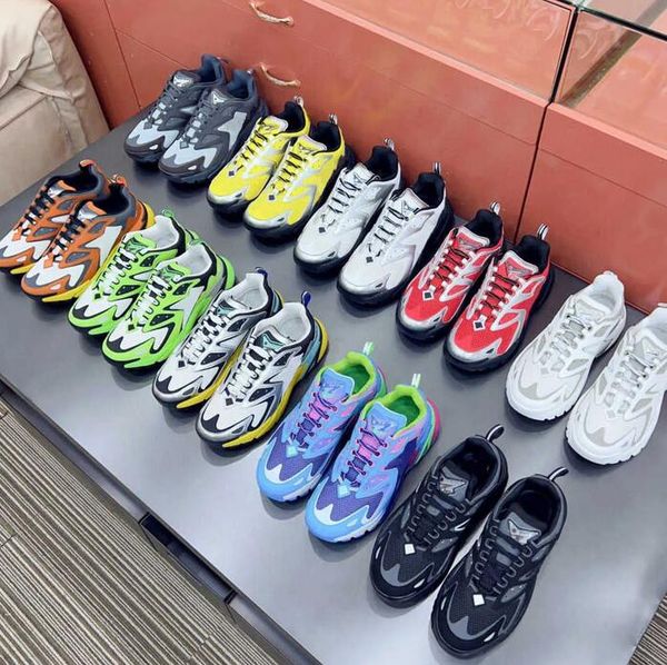 2023 running shoes designer sneakers classic black and gray design sneakers comfortable soles men's breathable mesh fashion appearance
2023 running shoes designer sneakers classic black and gray design sneakers comfortable soles men's breathable mesh fashion appearance