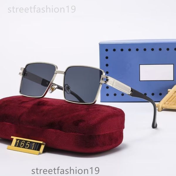 sunglass 2023 designer sunglasses for woman mens glasses rectangle big full frame letter design for man women colorful quality, White;black
sunglass 2023 designer sunglasses for woman mens glasses rectangle big full frame letter design for man women colorful quality, White;black