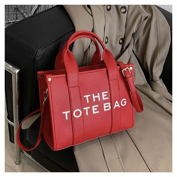 luxury designer bag shoulder handbags quality high fashion women wallets clutch totes crossbody shopping bags ladies purse
luxury designer bag shoulder handbags quality high fashion women wallets clutch totes crossbody shopping bags ladies purse