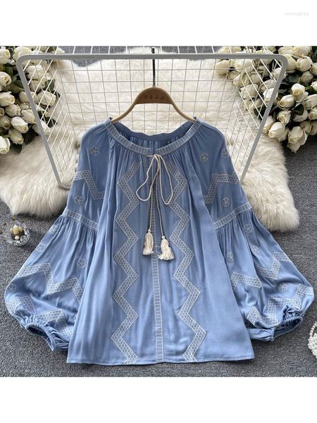 women's blouses autumn winter blouse french printed round neck lantern sleeve design sense of minority loose skinny baby shirt d2546, White
women's blouses autumn winter blouse french printed round neck lantern sleeve design sense of minority loose skinny baby shirt d2546, White