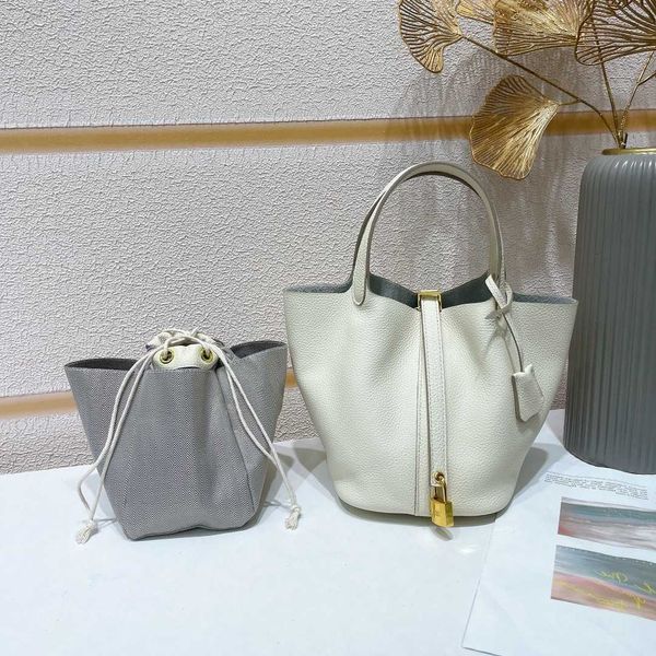 designer h ermes tote bags fashion bag luxurys bucket handbag gold palladium hardware genuine leather open simple bag women calfskin picotin
designer h ermes tote bags fashion bag luxurys bucket handbag gold palladium hardware genuine leather open simple bag women calfskin picotin