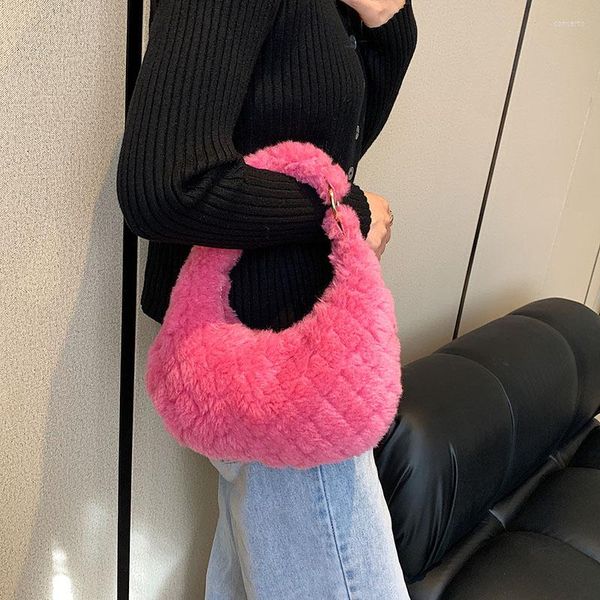 shoulder bags plush handbags winter rhombus chain crossbody bag fashion matching autumn female casual
shoulder bags plush handbags winter rhombus chain crossbody bag fashion matching autumn female casual
