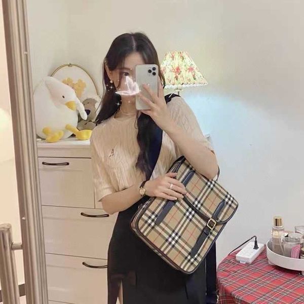 designer luxury burbrerity bags for women brown crossbody handbags vintage burbrery leather wallet paris plaid the totes bag fashion purses
designer luxury burbrerity bags for women brown crossbody handbags vintage burbrery leather wallet paris plaid the totes bag fashion purses