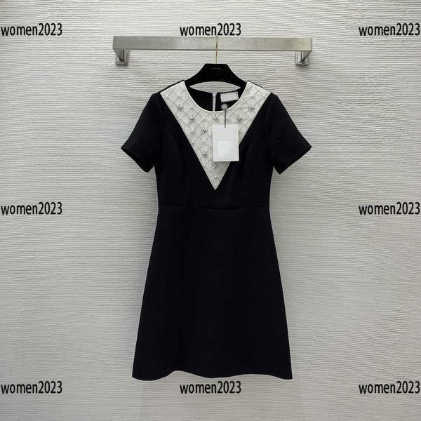 women skirt ladies comfortable dress size s-xxl contrast panel mesh with diamond studs spring fashion new product mar01, Black;gray
women skirt ladies comfortable dress size s-xxl contrast panel mesh with diamond studs spring fashion new product mar01, Black;gray