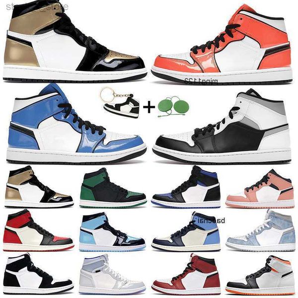 2023 casual men women basketball shoes 1s high og 1 electro orange shadow 2.0 hyper royal chicago light banned pink quartz mens trainers xmk, Black
2023 casual men women basketball shoes 1s high og 1 electro orange shadow 2.0 hyper royal chicago light banned pink quartz mens trainers xmk, Black