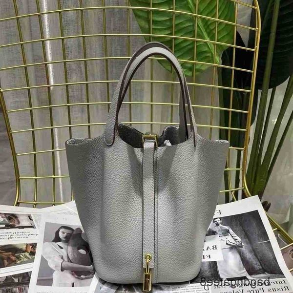 original designer women s picotin locks basket handbag bag h bags 2023 fashion totes togo first layer leather 18cm bucket 3pcf cvn jvq6
original designer women s picotin locks basket handbag bag h bags 2023 fashion totes togo first layer leather 18cm bucket 3pcf cvn jvq6
