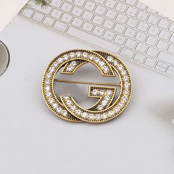 2023 new luxury fashion jewelry for french diamond inlaid double new ins personalized versatile brooch pin luxury clothing, Gray
2023 new luxury fashion jewelry for french diamond inlaid double new ins personalized versatile brooch pin luxury clothing, Gray