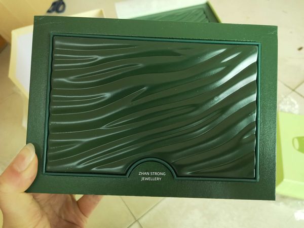 fashion womens watch box mens watches boxes cases fashion wristwatches accessory jewellery green box man watches, Black;blue
fashion womens watch box mens watches boxes cases fashion wristwatches accessory jewellery green box man watches, Black;blue