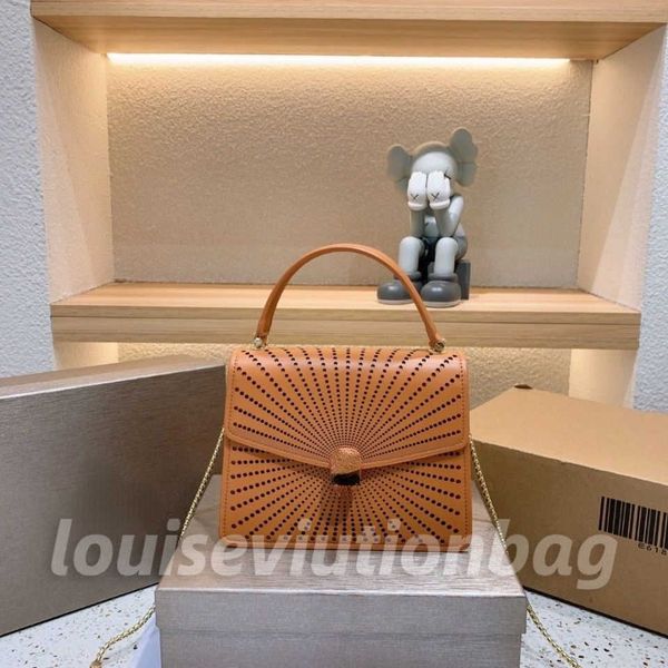 fashion sumptuous women snakehead bag handheld shoulder bag crossbody bag designer bag
fashion sumptuous women snakehead bag handheld shoulder bag crossbody bag designer bag