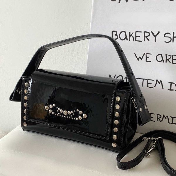 leather designer bag shoulder bags black designers crossbody bag underarm luxury handbag womens small square messenger bags wallet 230204
leather designer bag shoulder bags black designers crossbody bag underarm luxury handbag womens small square messenger bags wallet 230204