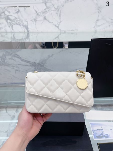 brand lady fashion shoulder bag designer handbag chain letter cross-shoulder shoulder bag fashion dinner bag european and n make-up bag mult
brand lady fashion shoulder bag designer handbag chain letter cross-shoulder shoulder bag fashion dinner bag european and n make-up bag mult