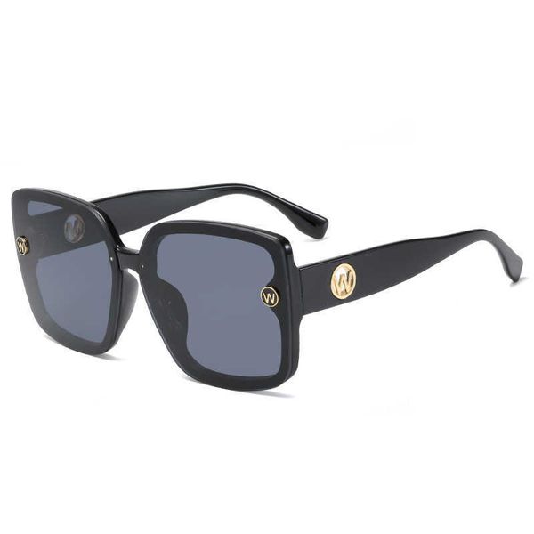 new large frame women's square trendy street p net red fashion sunglasses, White;black
new large frame women's square trendy street p net red fashion sunglasses, White;black