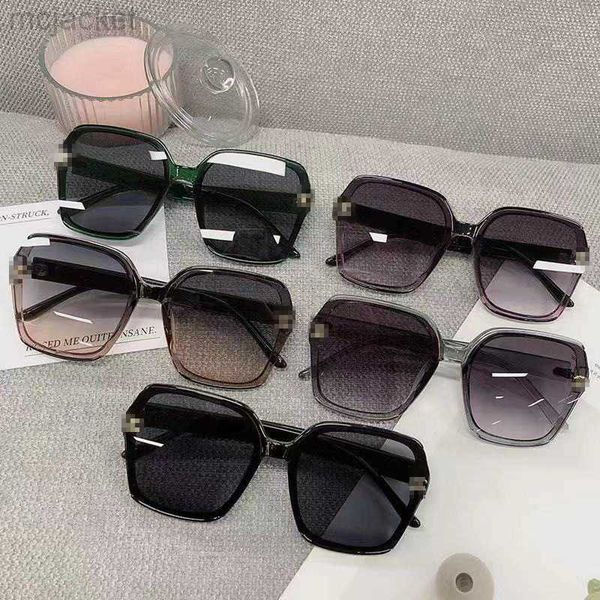 luxurious designer channel sunglass chanei mens womens sunglasses xiaoxiang women's street p ins red square, White;black
luxurious designer channel sunglass chanei mens womens sunglasses xiaoxiang women's street p ins red square, White;black
