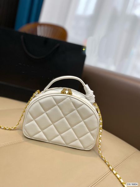 brand lady fashion shoulder bag designer handbag chain letter cross-shoulder shoulder bag fashion dinner bag european and n make-up bag mult
brand lady fashion shoulder bag designer handbag chain letter cross-shoulder shoulder bag fashion dinner bag european and n make-up bag mult