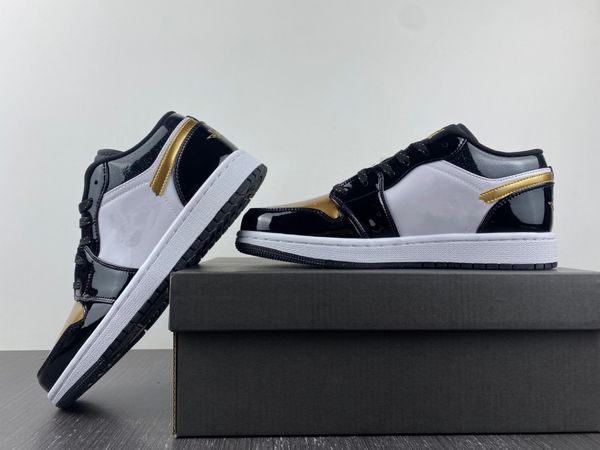 basketball shoes 2023 1s gold toe mens designer jumpman 1 low metallic black-white sports sneakers original ship with size eu36-46
basketball shoes 2023 1s gold toe mens designer jumpman 1 low metallic black-white sports sneakers original ship with size eu36-46